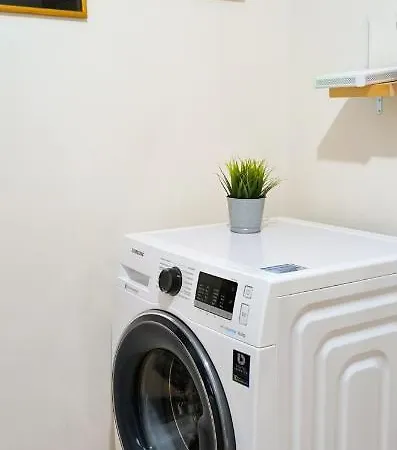 Apartment, Fully Equipped アパート ヒマラ